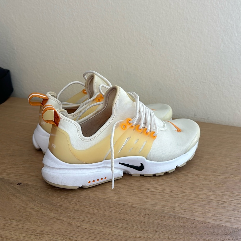nike running shoes